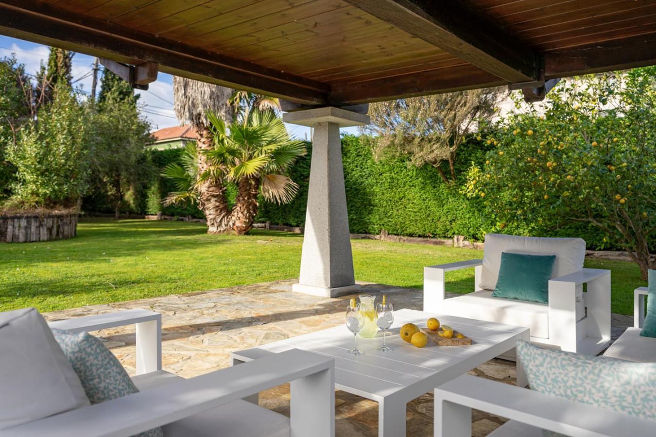 Casa En La Costa Con Wifi Jardin Y Barbacoa Pensionat Llanes Exteriör bild