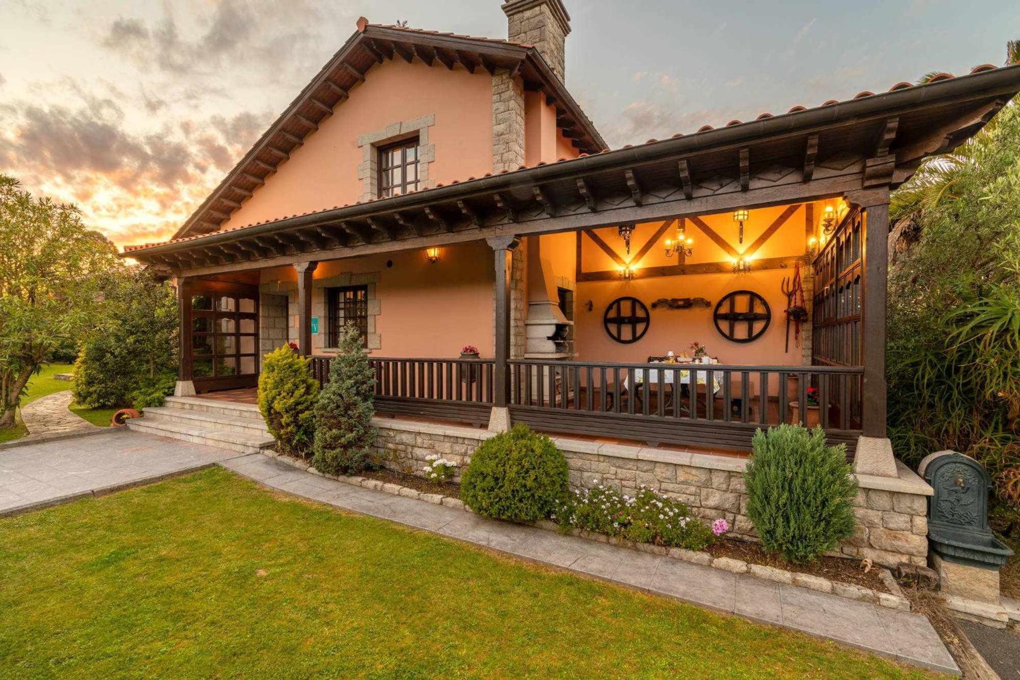 Casa En La Costa Con Wifi Jardin Y Barbacoa Pensionat Llanes Exteriör bild